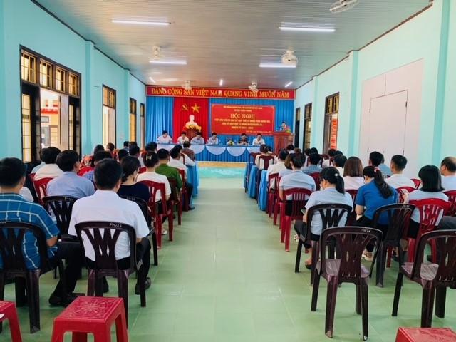 Hội nghị tiếp xúc cử tri với Đại biểu HĐND tỉnh, Đại biểu HĐND huyện tại đơn vị Triệu Đại.